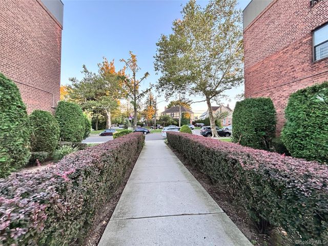 215-27 48th Avenue 1B, Bayside, NY 11364