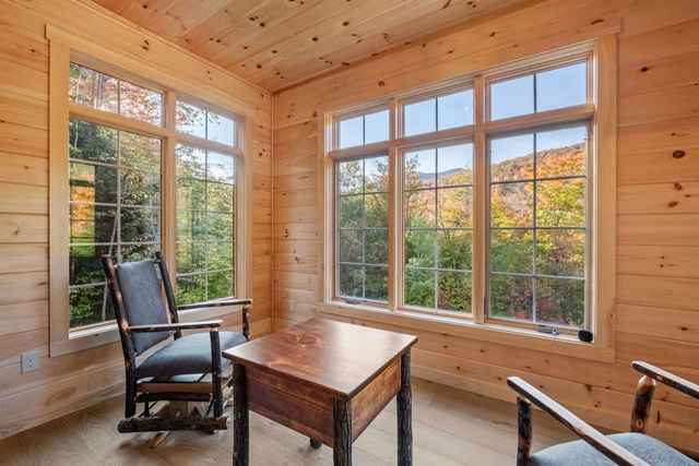 17 Landing Road, Lincoln, NH 03251