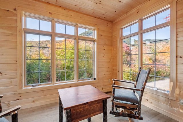 17 Landing Road, Lincoln, NH 03251