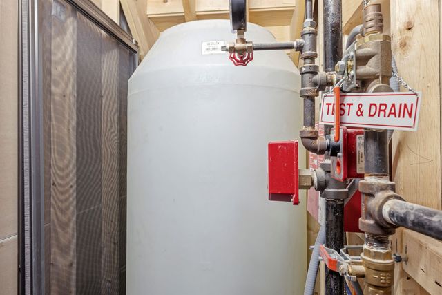 17 Landing Road, Lincoln, NH 03251