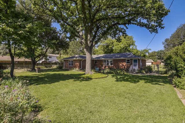 1905 Thomas Place, Arlington, TX 76010