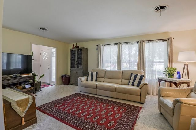 1905 Thomas Place, Arlington, TX 76010