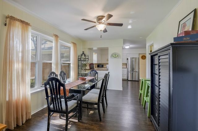 1905 Thomas Place, Arlington, TX 76010