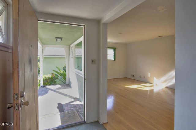6601 Valmont Street, Tujunga, CA 91042