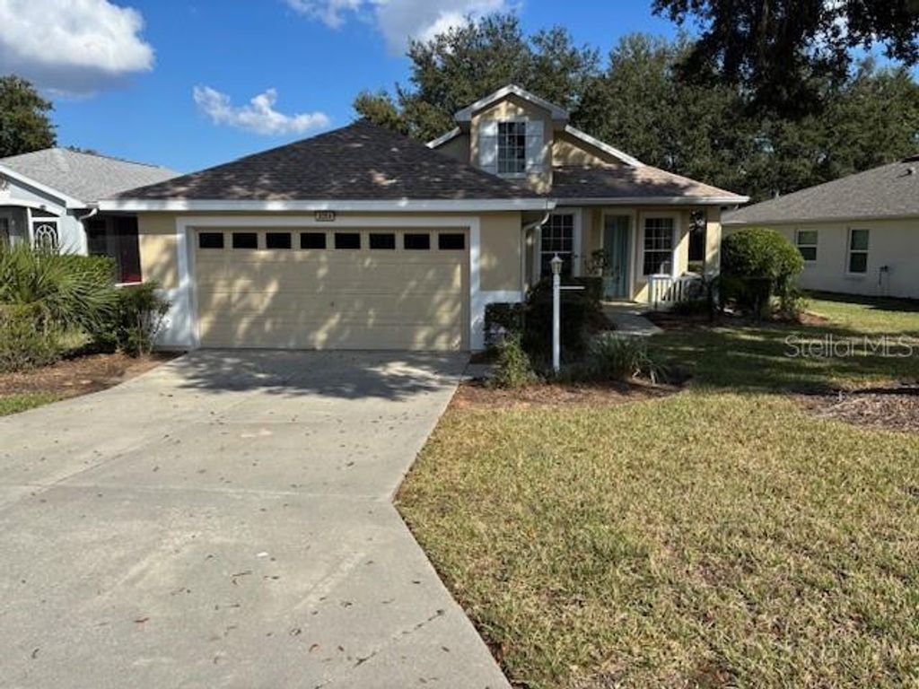 5054 PORTSMOUTH STREET, Tavares, FL 32778