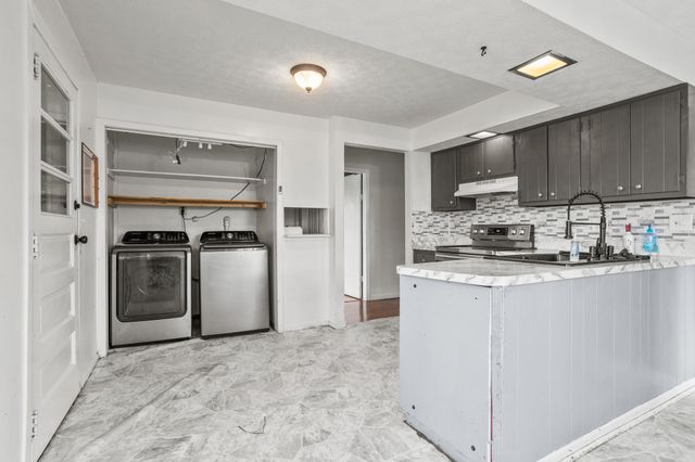 106 Grosbeck Street 106 Grosbeck Street, Vandalia, OH 45377