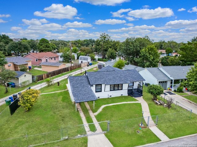 1620 Kampmann, San Antonio, TX 78201
