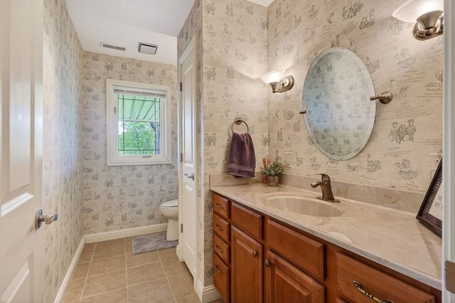 1894 Tennessee Ave, Crossville, TN 38555
