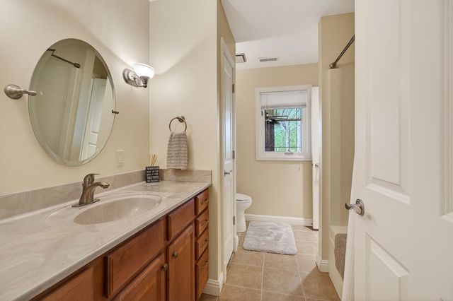 1894 Tennessee Ave, Crossville, TN 38555