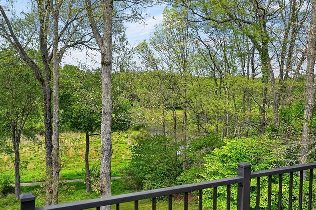 1894 Tennessee Ave, Crossville, TN 38555