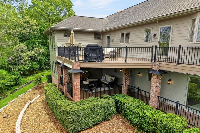 1894 Tennessee Ave, Crossville, TN 38555