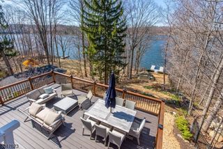 491 Windemere Ave, Mount Arlington Boro, NJ 07856