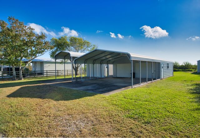 5582 County Road 469, Brazoria, TX 77422