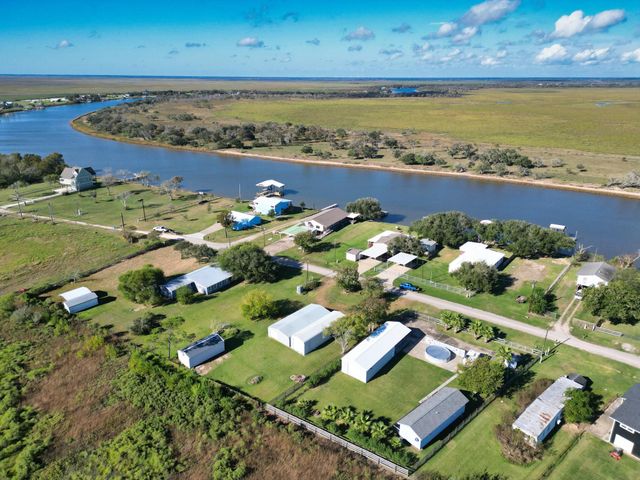 5582 County Road 469, Brazoria, TX 77422