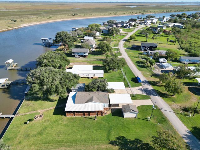 5582 County Road 469, Brazoria, TX 77422