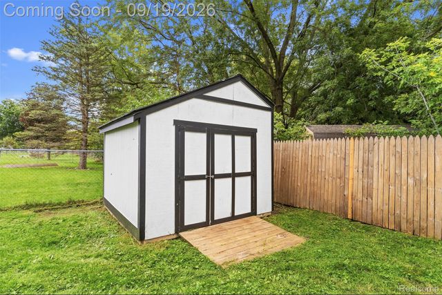 7206 Alger Drive, Davison Township, MI 48423