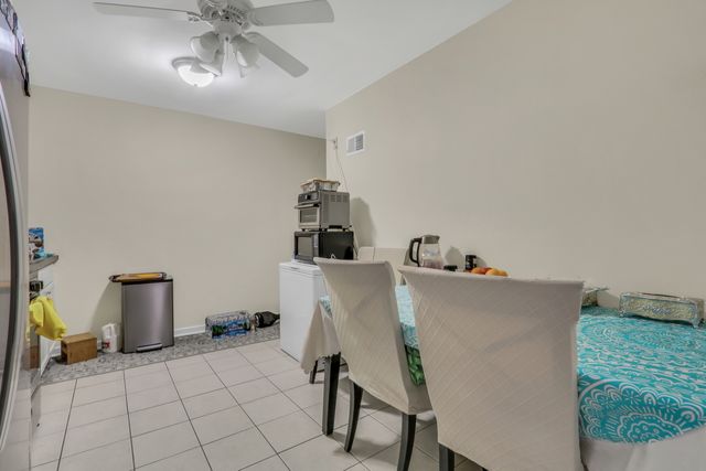 4956 LOUISE Street, Skokie, IL 60077