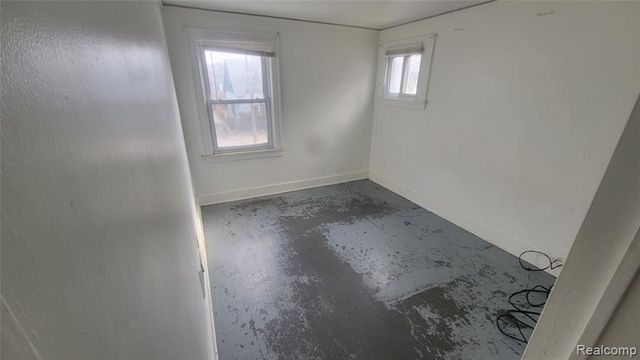 16171 Santa Rosa Drive, Detroit, MI 48221