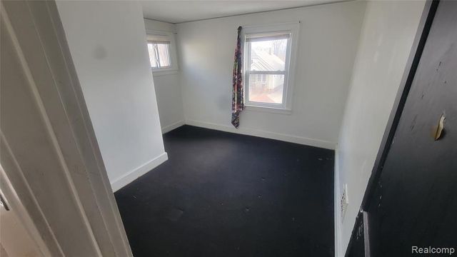 16171 Santa Rosa Drive, Detroit, MI 48221