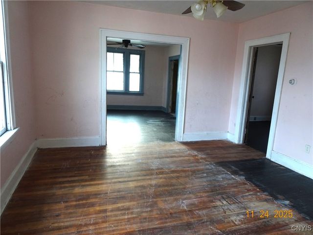 806 WAVERLY Place, Utica, NY 13502