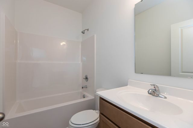 6431 Enclave Boulevard, Whitestown, IN 46075