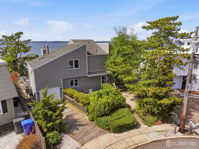 473 Tamiami Drive, Lavallette, NJ 08735
