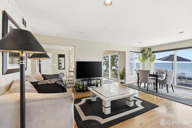 473 Tamiami Drive, Lavallette, NJ 08735