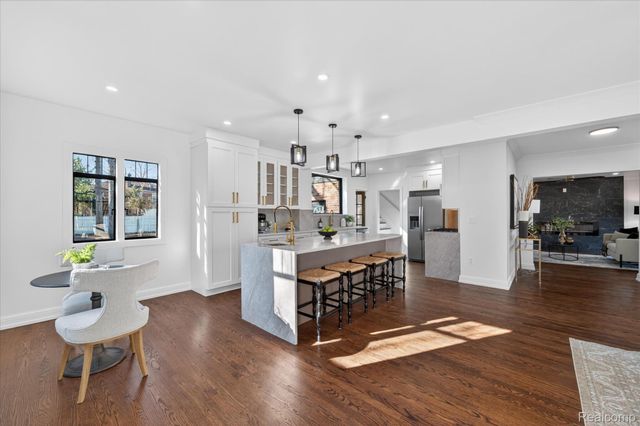 3261 Sherbourne Road, Detroit, MI 48221