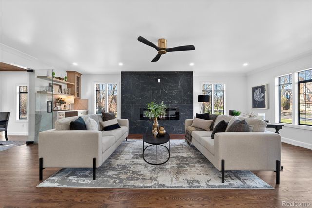 3261 Sherbourne Road, Detroit, MI 48221