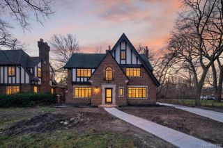 3261 Sherbourne Road, Detroit, MI 48221