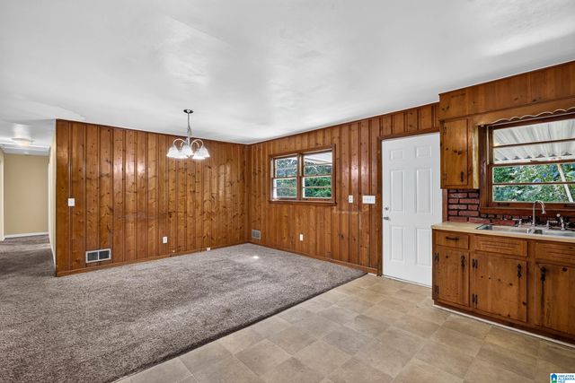 431 26TH AVENUE NW, Center Point, AL 35215