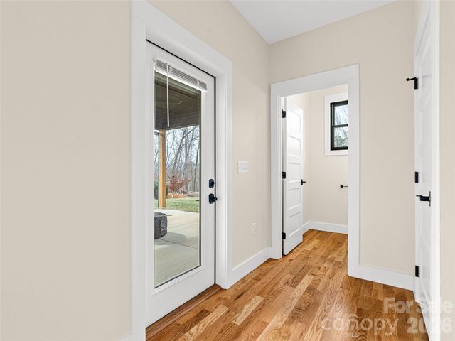 17 Ashe Park Circle, Asheville, NC 28806