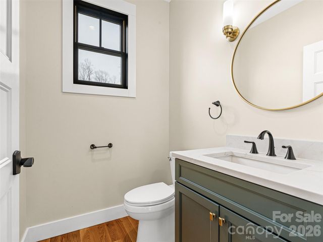 17 Ashe Park Circle, Asheville, NC 28806