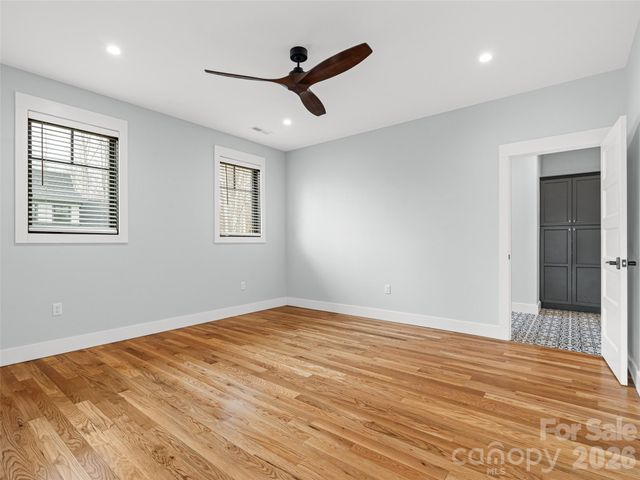 17 Ashe Park Circle, Asheville, NC 28806