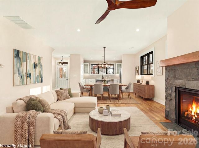 17 Ashe Park Circle, Asheville, NC 28806