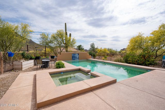 2143 E CAVALRY Road, New River, AZ 85087