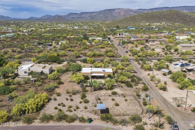 2143 E CAVALRY Road, New River, AZ 85087