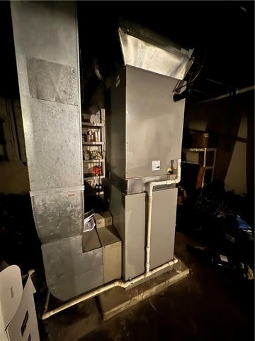 135 Janet St, Chippewa Twp, PA 15010