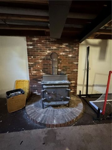 135 Janet St, Chippewa Twp, PA 15010