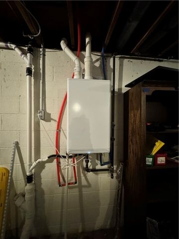 135 Janet St, Chippewa Twp, PA 15010