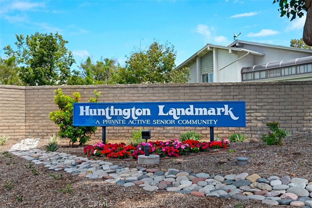 8933 Yolo 1307-B, Huntington Beach, CA 92646 — photo 2