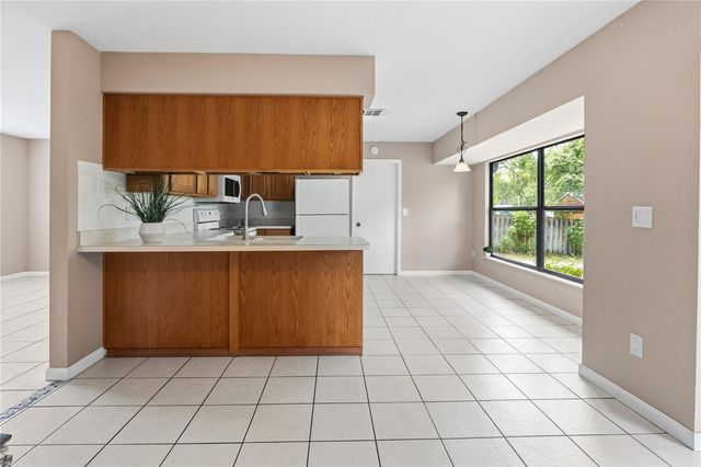 214 E FLOYD AVENUE, Lake Mary, FL 32746