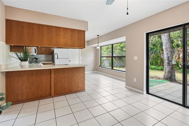 214 E FLOYD AVENUE, Lake Mary, FL 32746