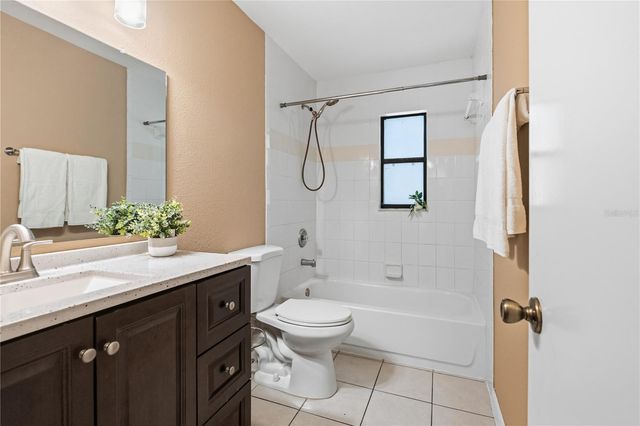 214 E FLOYD AVENUE, Lake Mary, FL 32746