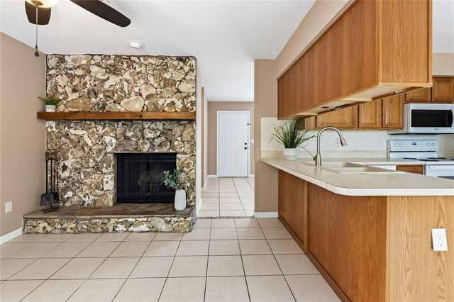 214 E FLOYD AVENUE, Lake Mary, FL 32746