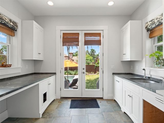 835 KENILWORTH TERRACE, Orlando, FL 32803
