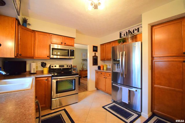 417 JAY Drive, Mt Vernon, IL 62864