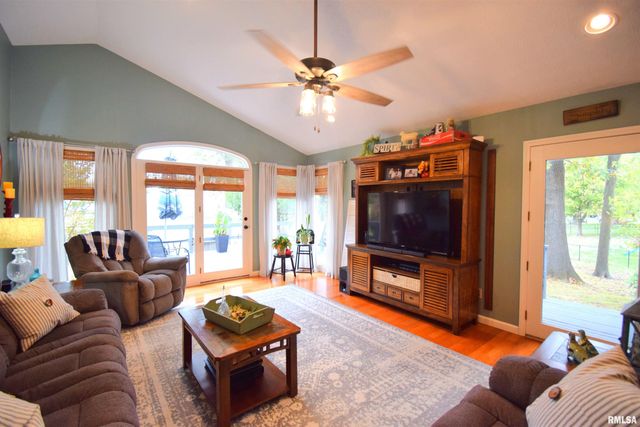 417 JAY Drive, Mt Vernon, IL 62864