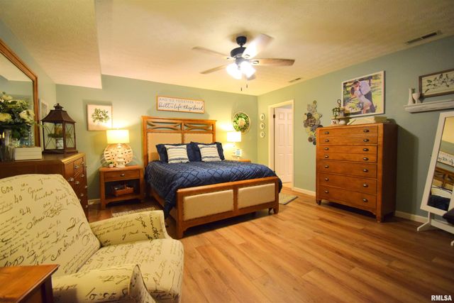 417 JAY Drive, Mt Vernon, IL 62864