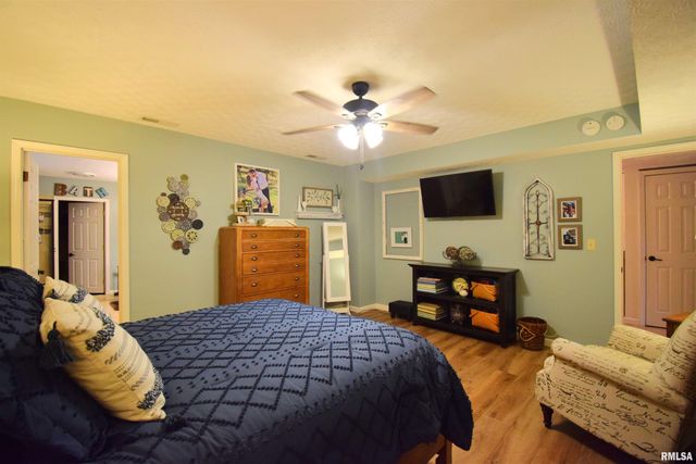 417 JAY Drive, Mt Vernon, IL 62864